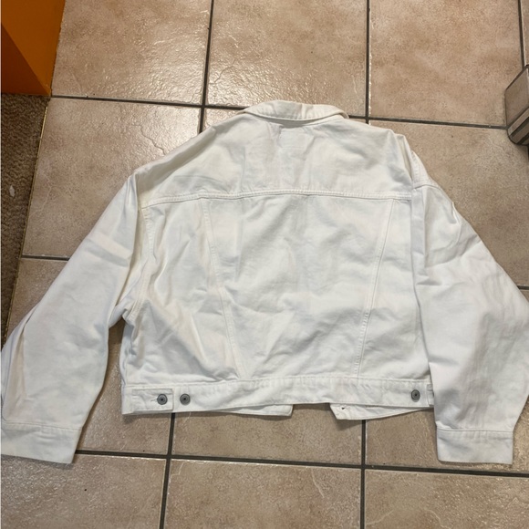 American eagle white denim jacket - Picture 2 of 3